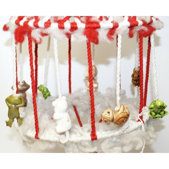 Vtg 60 Macrame Plant Holder Red/white Circus Ceramic Animal Beads Merry Go Round - Picture 7 of 8